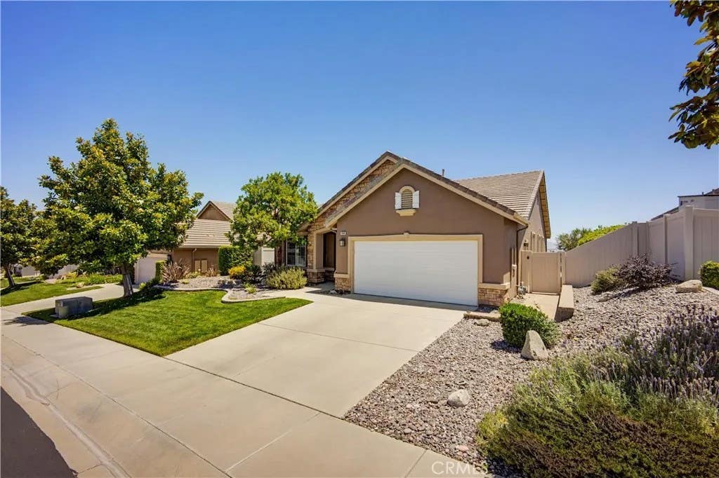 Photo of 468 Yellowstone PARK, Beaumont, CA 92223 (MLS # DW26124487)