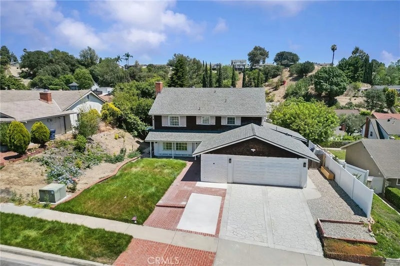23674 Bower Cascade