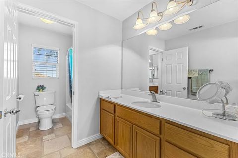 Tiny photo for 27015 Lemon Grass Way, Murrieta, CA 92562 (MLS # OC25249749)