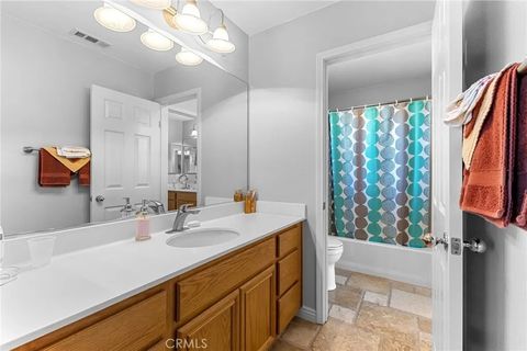 Tiny photo for 27015 Lemon Grass Way, Murrieta, CA 92562 (MLS # OC25249749)