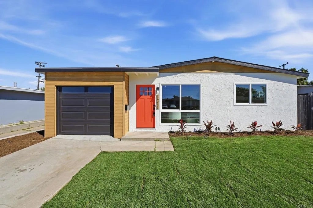 Photo of 1211 9th St, Imperial Beach, CA 91932 (MLS # PTP2607203)