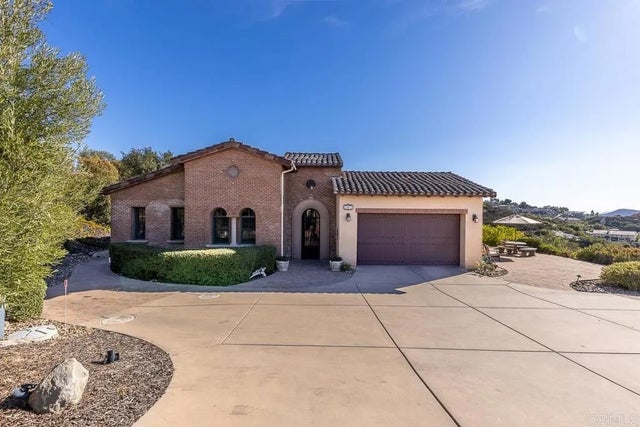 29472 Welk Highland Dr., Escondido