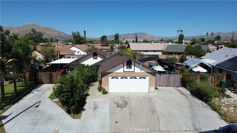 23258 Dunhill Drive
