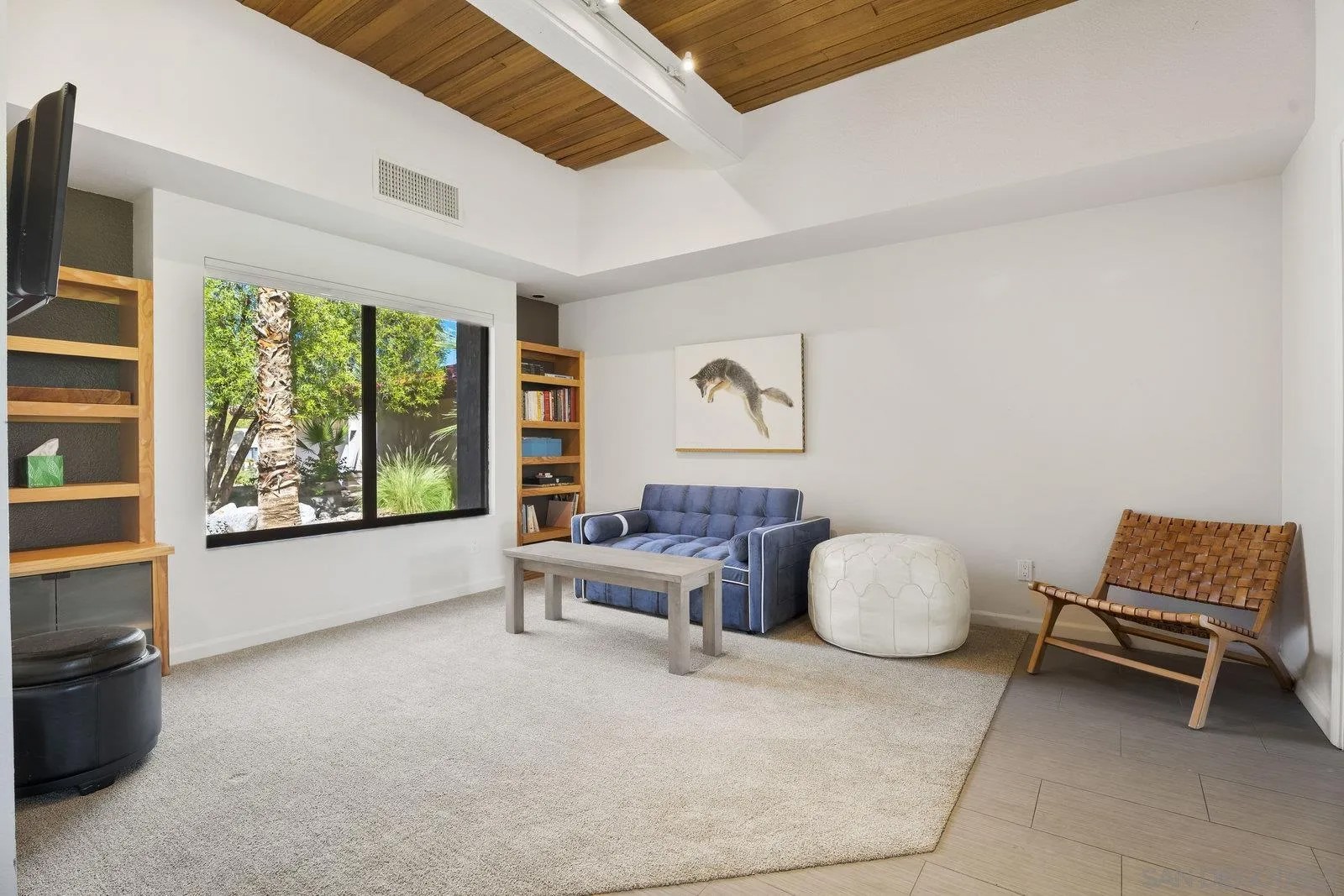 4604 Desert Vista Dr