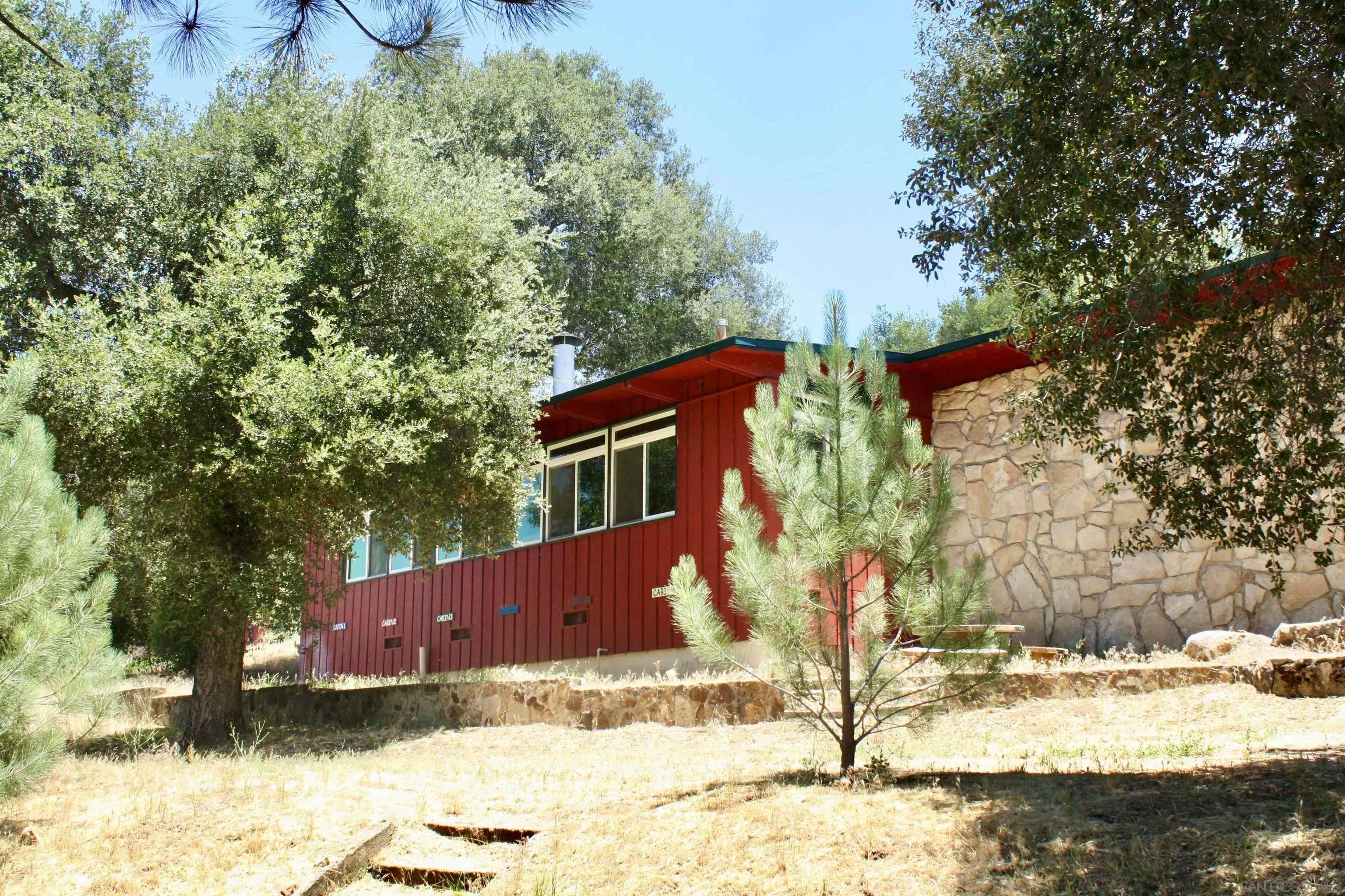 8761 Riverside Dr