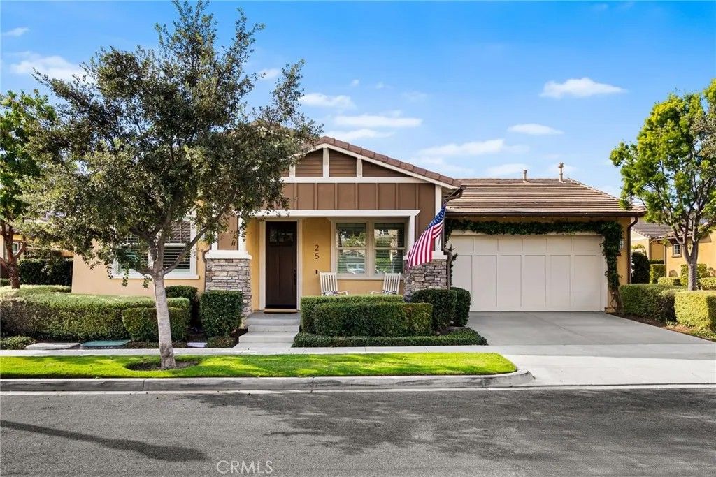 Photo of 25 Cerrero Ct, Rancho Mission Viejo, CA 92694 (MLS # OC25273581)