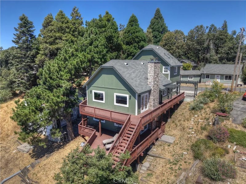 22665 Valley View Drive