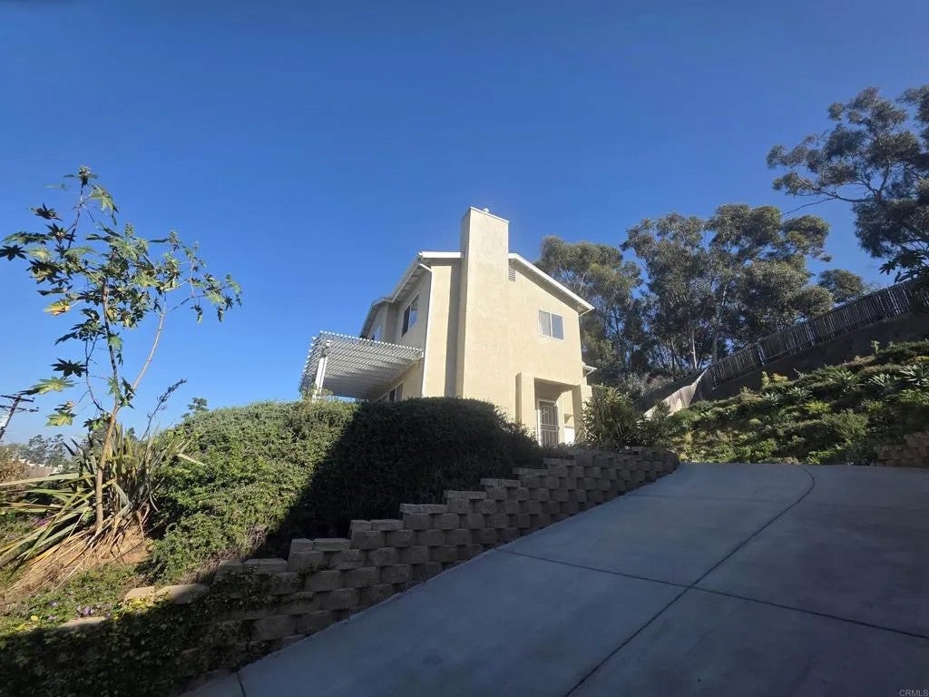 287 EUCALYPTUS CT