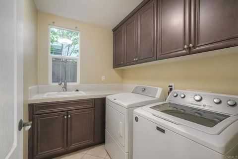 Tiny photo for 1789 Lemon Tree Ct, San Marcos, CA 92078 (MLS # NDP2510507)