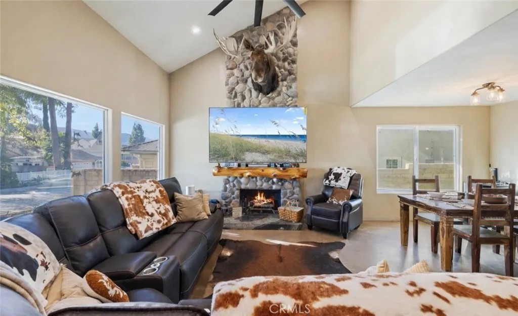 28975 Lotusgarden Dr