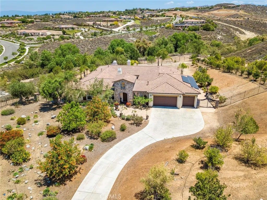 Photo of 7940 Choi Dr, Riverside, CA 92506 (MLS # IV25278693)