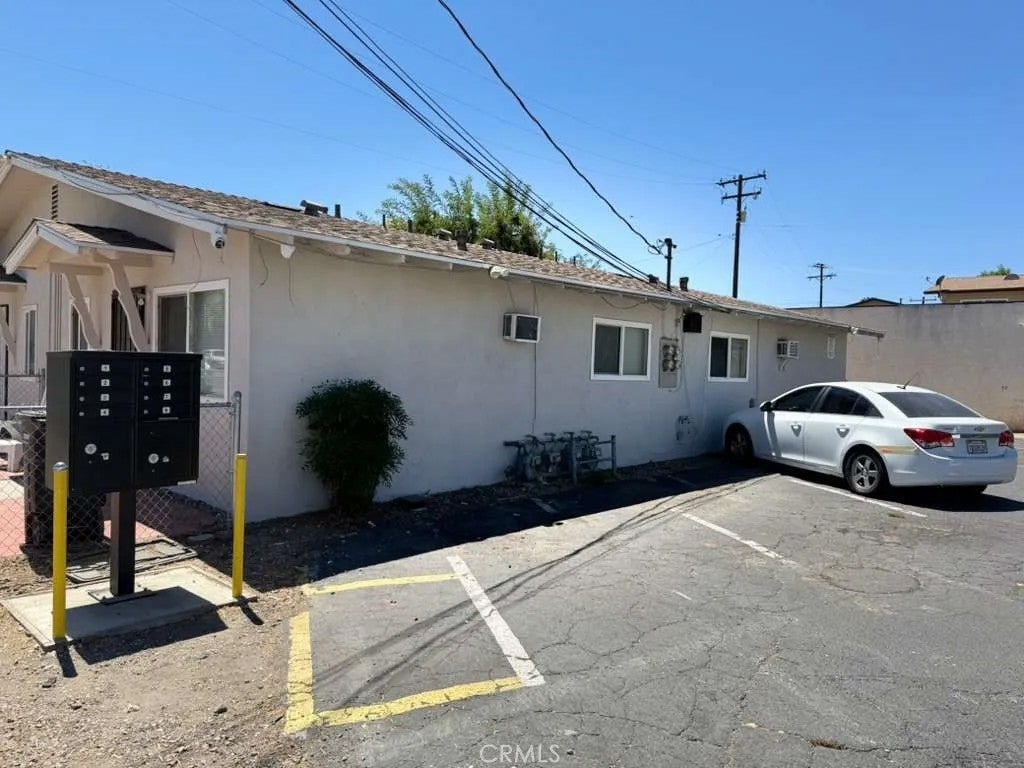 191 N Inez St
