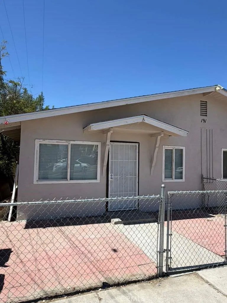 191 N Inez St