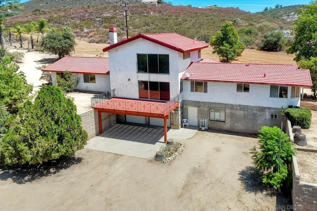 Photo of 25861 E Old Julian Hwy, Ramona, CA 92065 (MLS # 250036475)
