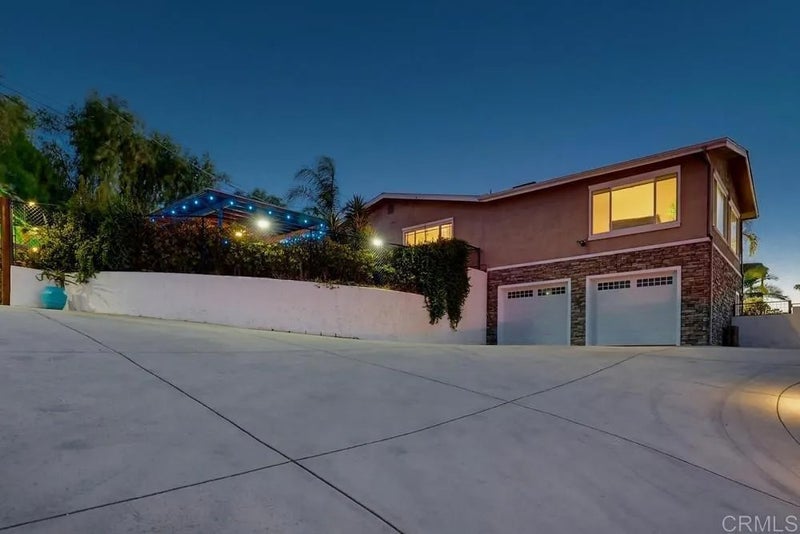 12139 Valhalla Drive