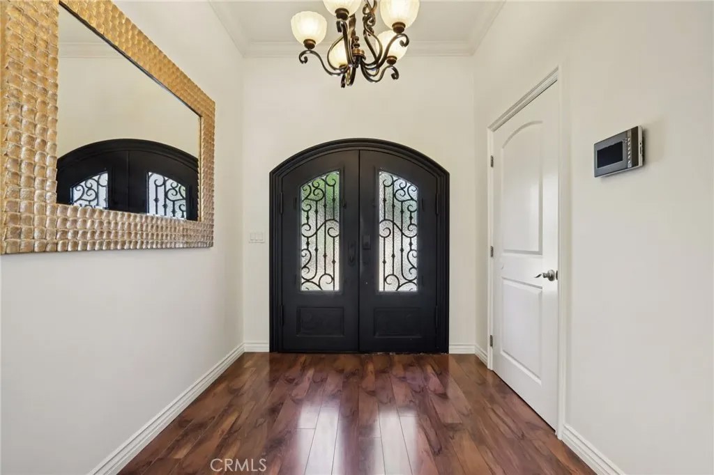 13816 Bessemer Street