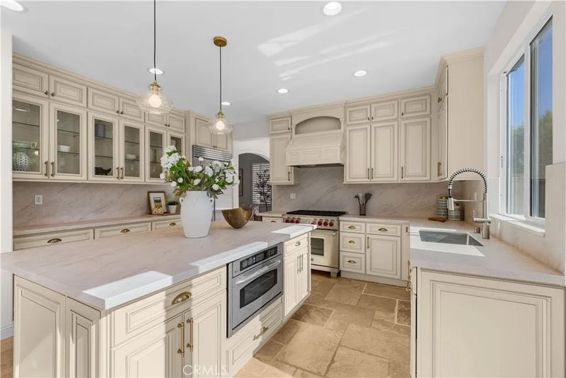 48 Parkcrest
