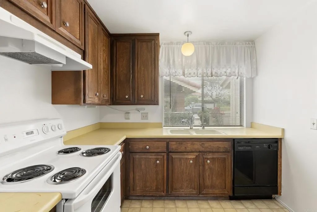 17463 Plaza Abierto 25