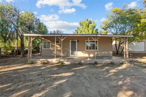 Property photo of 30541 hasley canyon road, castaic, ca 91384