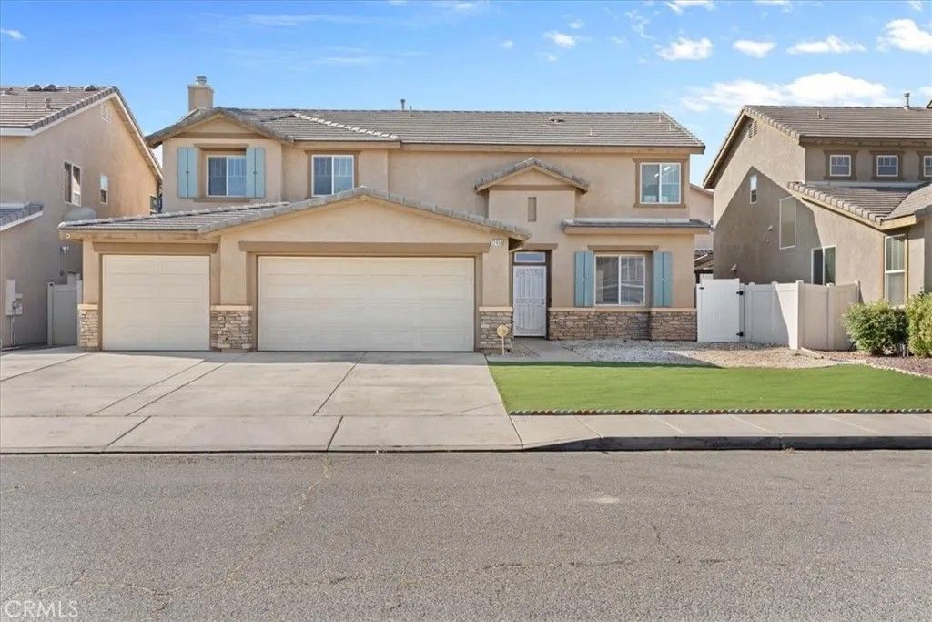 Photo of 12459 Ava Loma St, Victorville, CA 92392 (MLS # CV26067241)
