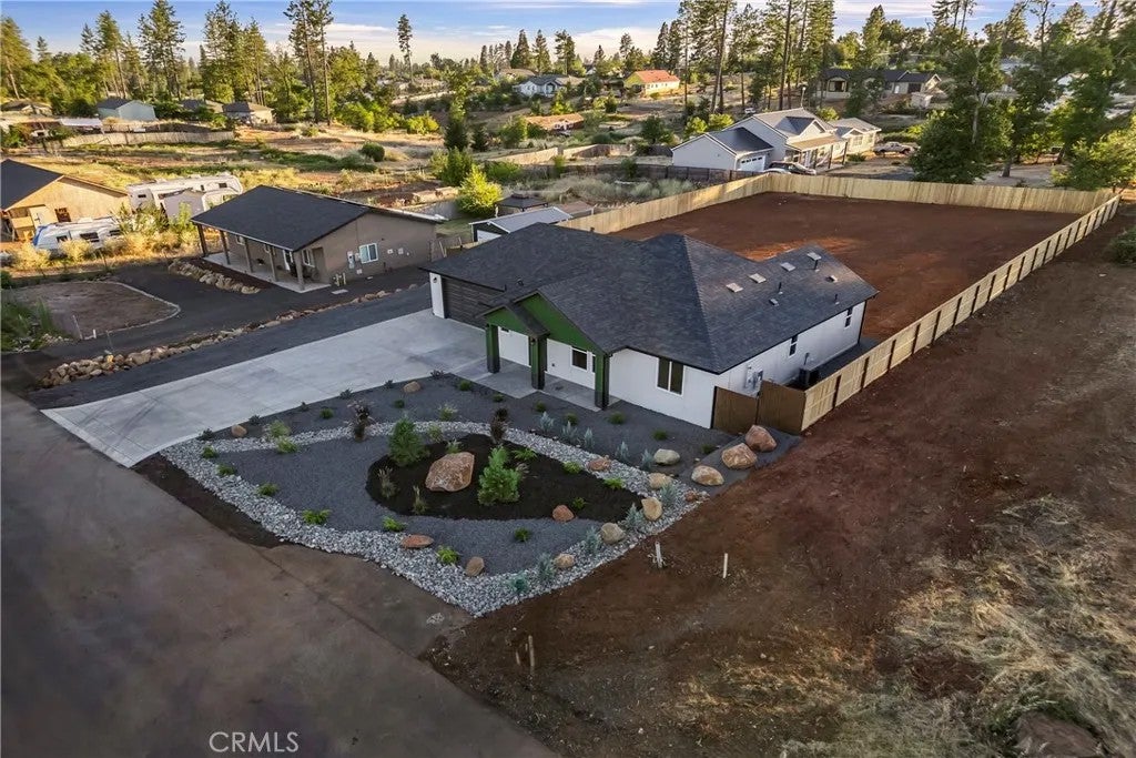 5949 Hazel Way