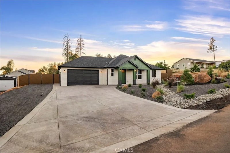 5949 Hazel Way