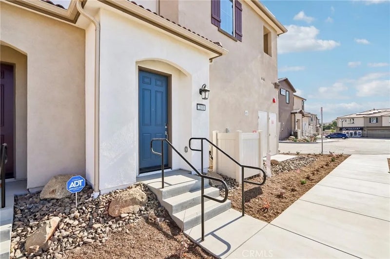 36142 Domingo Avenue 2101