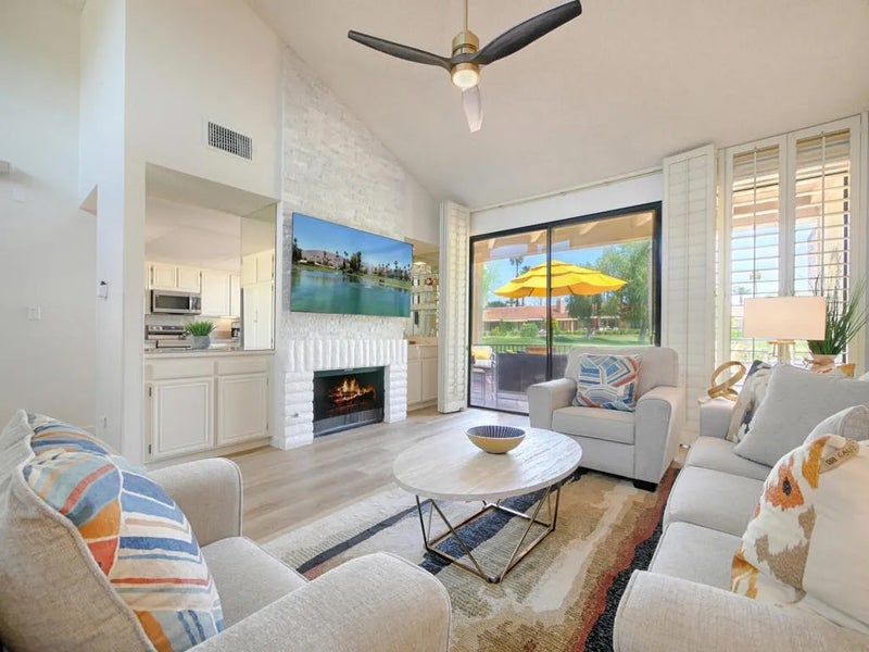 312 S Sierra Madre South