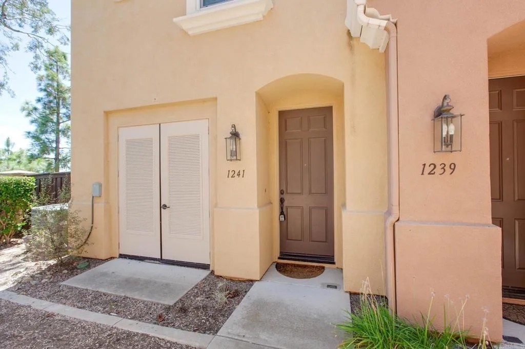 1241 Highbluff Avenue