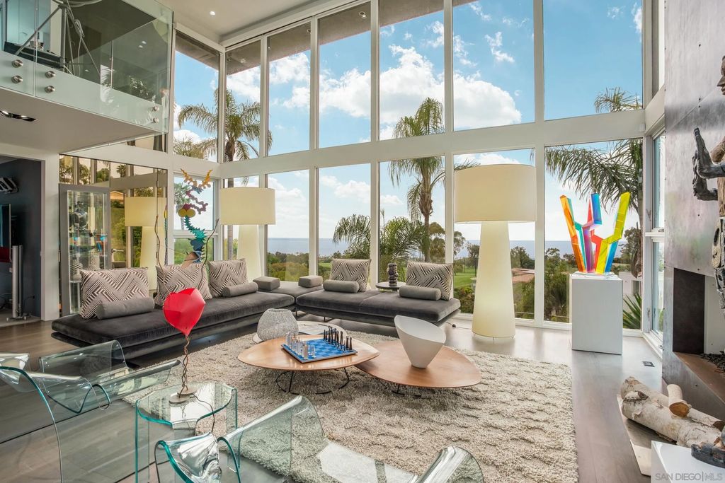 Photo of 7116 Country Club Drive, La Jolla, CA 92037 (MLS # 260006472)