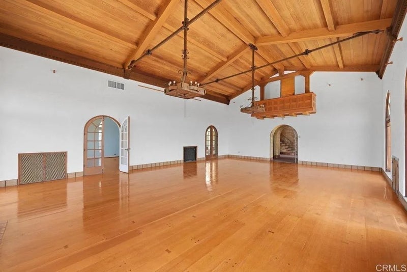 3600 Paradise Valley Road