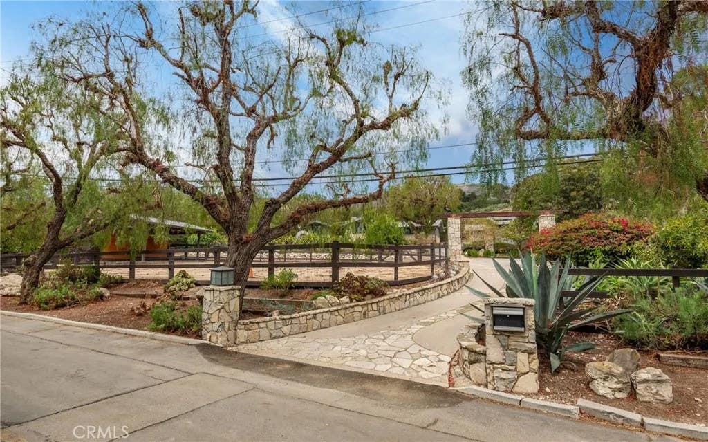 Photo of 57 Narcissa Drive, Rancho Palos Verdes, CA 90275 (MLS # PV26174728)