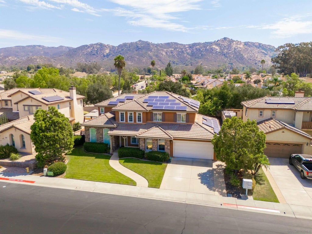 Photo of 563 Crystal Downs Glen, Escondido, CA 92026 (MLS # 260019564)