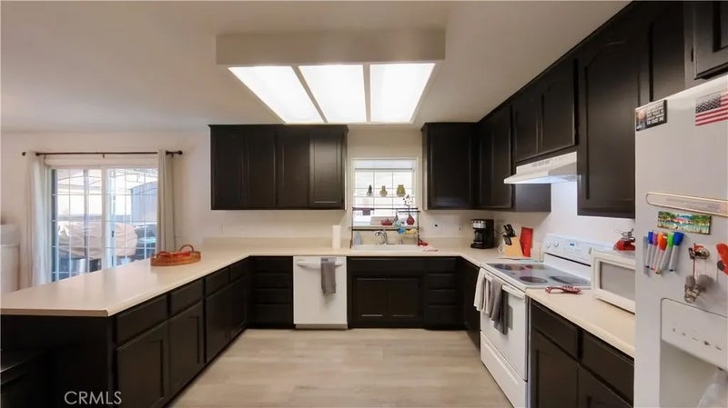 1222 Sixth