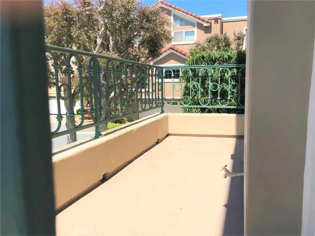 Photo of 19281 Champion Lane, Huntington Beach, CA 92648 (MLS # OC26082840)