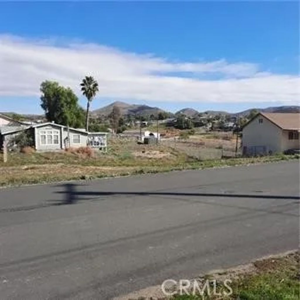 Photo of 0 Conneticut, Menifee, CA 92587 (MLS # IV25238756)