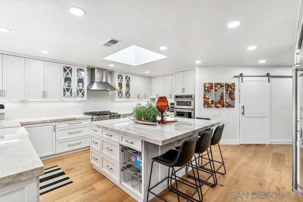 12385 Conquistador Way