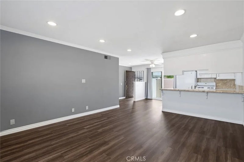 772 W Lambert 129