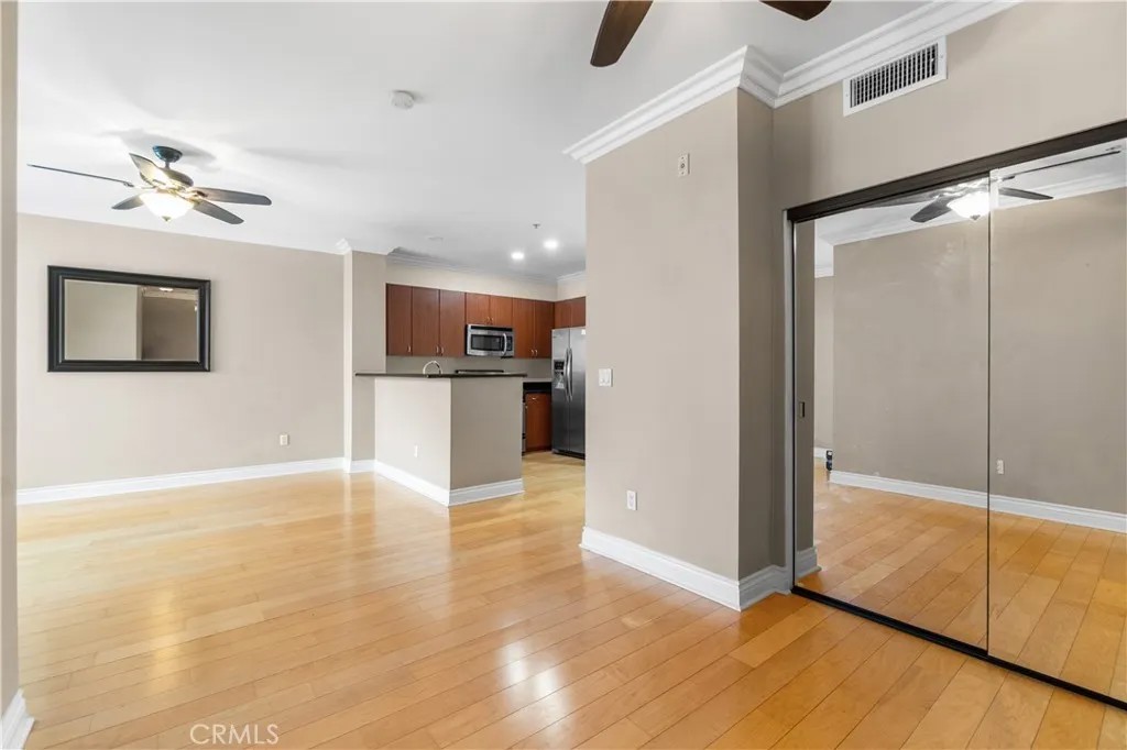 1801 E Katella 4036