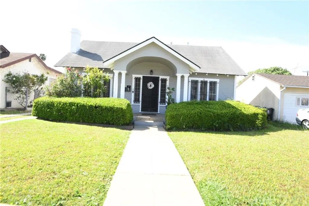 Photo of 506 E Brett St, Inglewood, CA 90302 (MLS # SB26070500)