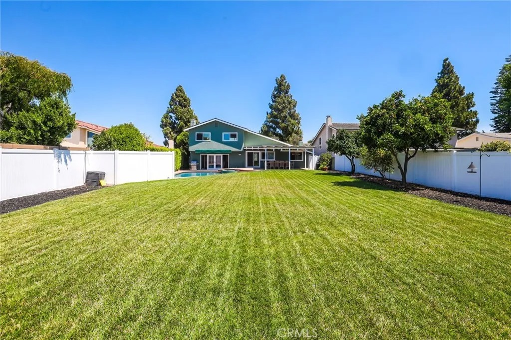 2761 Sandpiper Drive