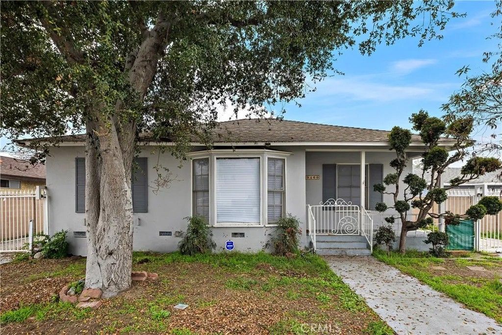 Photo of 9458 Beverly St, Bellflower, CA 90706 (MLS # OC25278541)