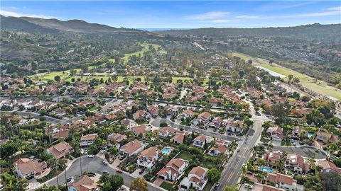 Tiny photo for 31841 Via Puntero, San Juan Capistrano, CA 92675 (MLS # OC25245557)