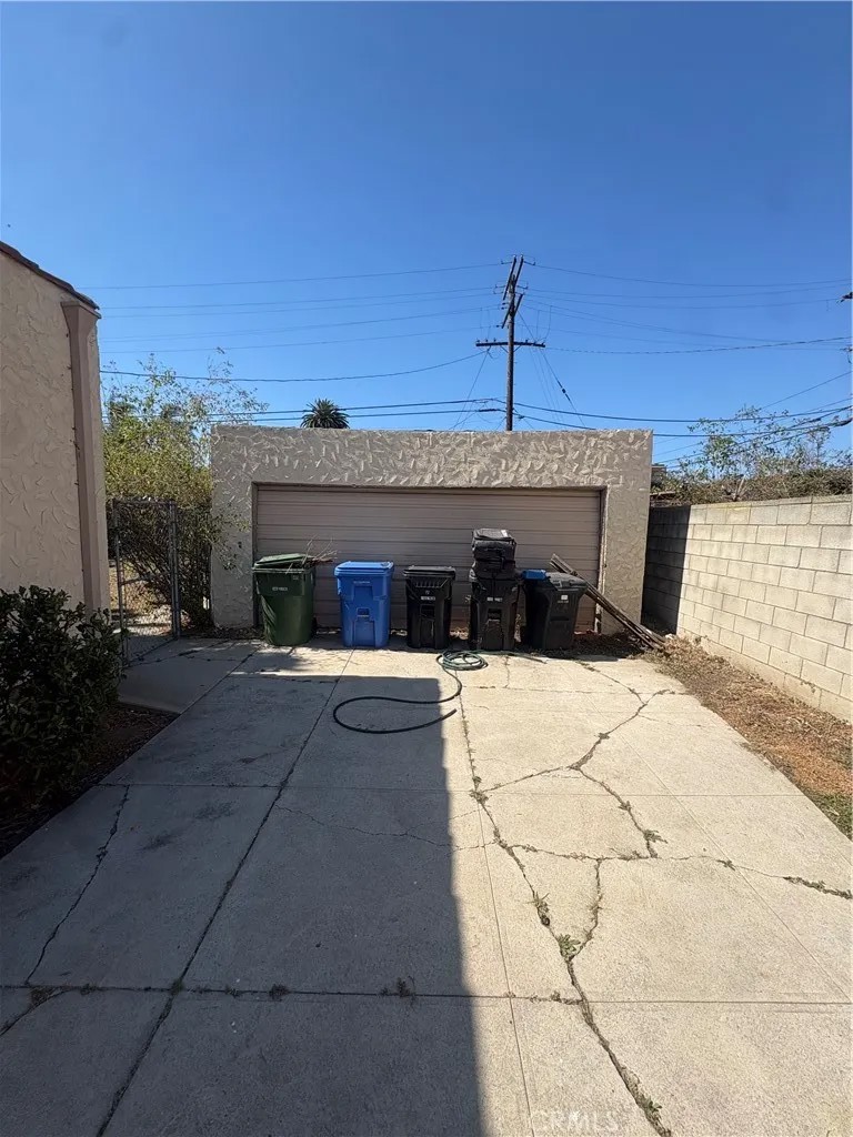 4023 W 64th