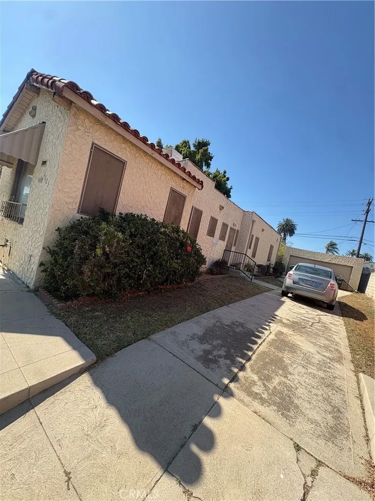 4023 W 64th