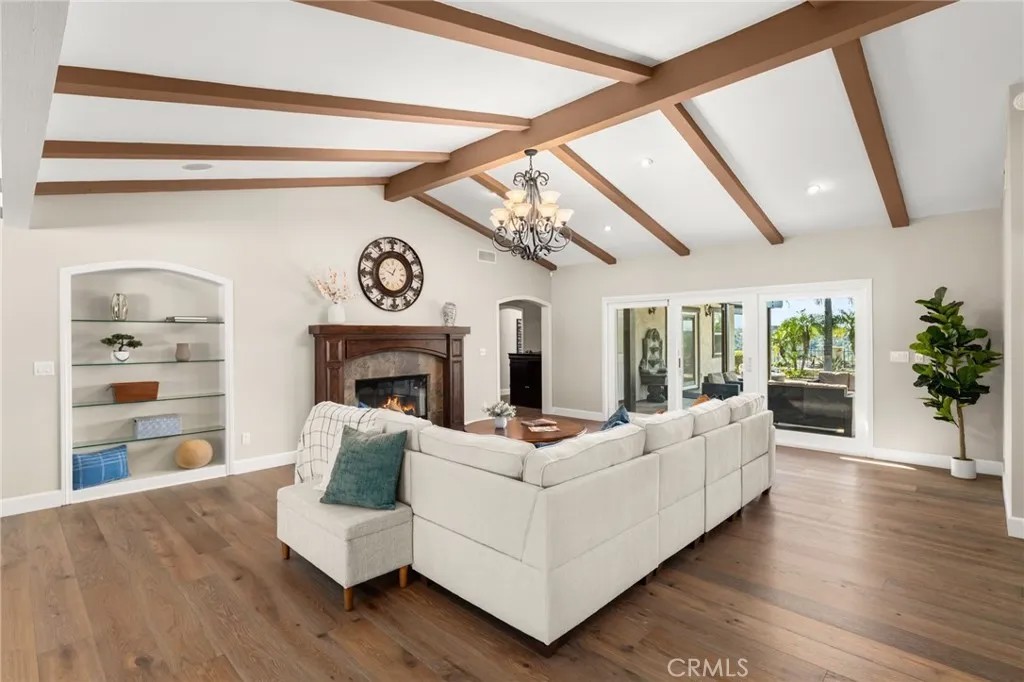 2465 Via Oeste Drive