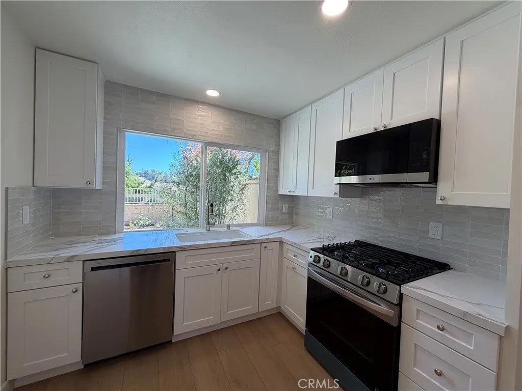 18 Clover Hill Lane 115