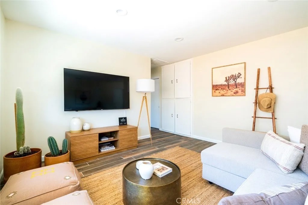62016 Valley View