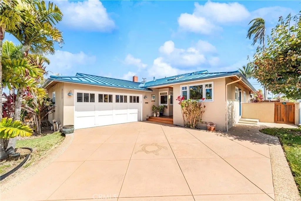 800 Driftwood Avenue