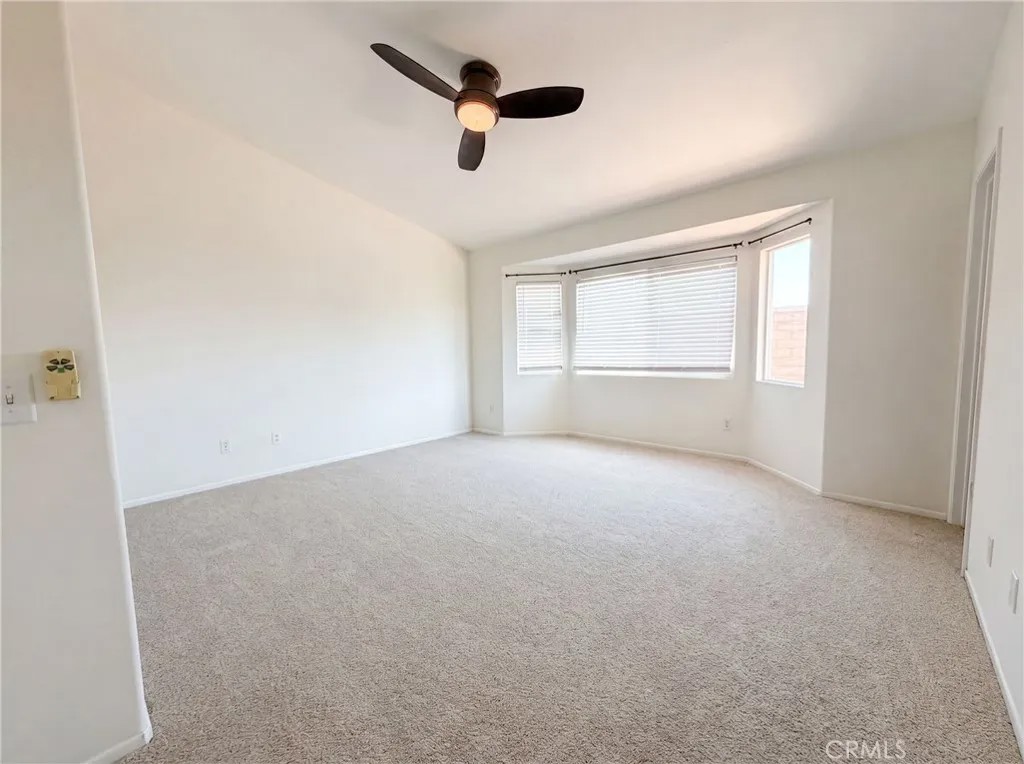 22125 Country Hills